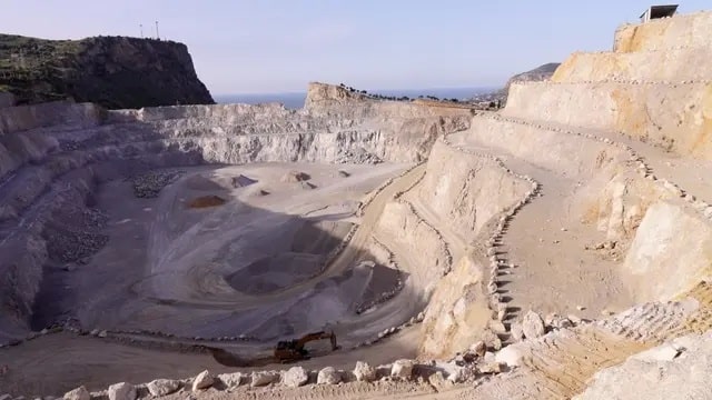 Rinnovato il contratto Lapidei industria