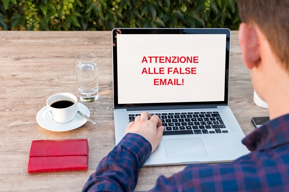 Attenzione alle false email che promettono rimborsi