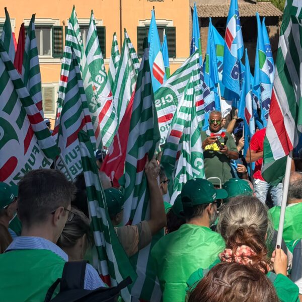 Alle cliniche private nuovi fondi mentre ai lavoratori nessun nuovo contratto